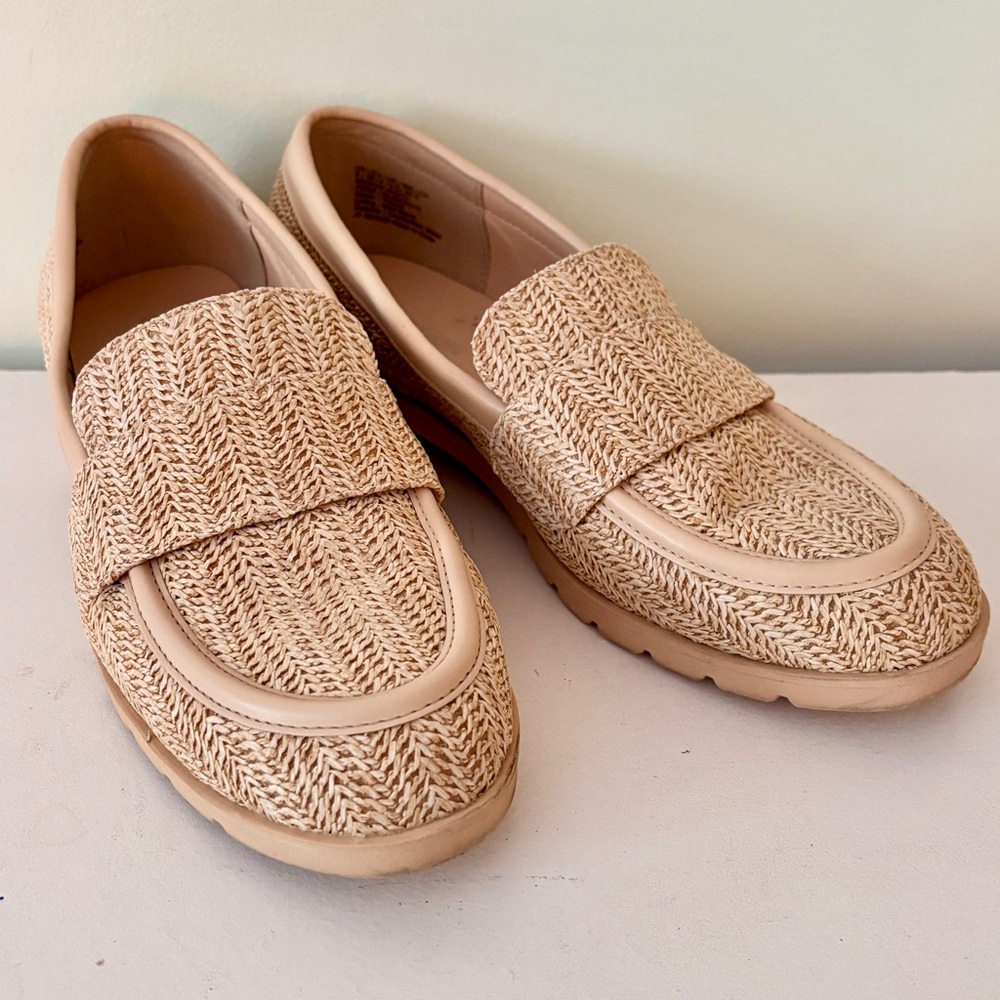 Kenneth Cole REACTION Fern Natural Raffia Loafer Size 8
